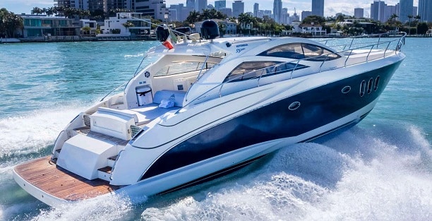 53' Astondoa Yacht Miami Blue Yacht Rental