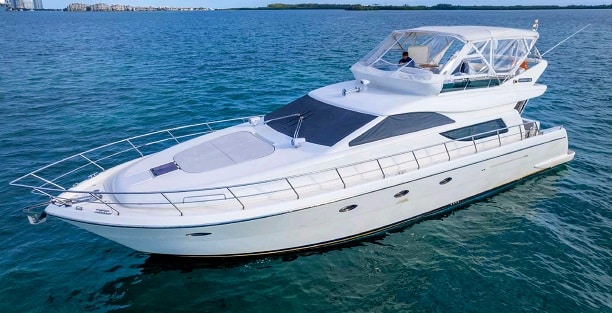 55' Uniesse Yacht Miami Blue Yacht Rental