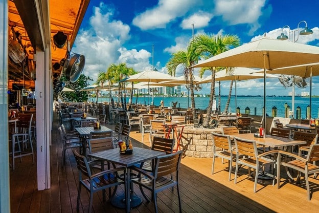 shuckers waterfront restaurant