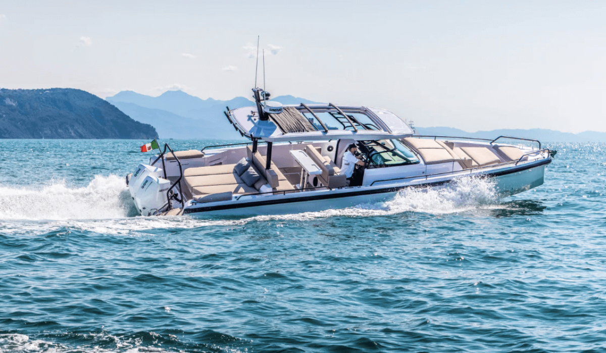 38' Axopar mediterrana floating on the water